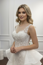 Luxuoso vestido de noiva sereia com laço grande e cauda catedral