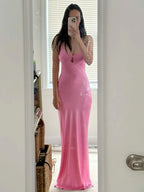Yamileth | Vestido largo de fiesta rosa de satén con escote redondo y corte recto