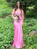 Yamileth | Vestido largo de fiesta rosa de satén con escote redondo y corte recto