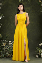 Gelbes Bateau-Ausschnitt A-Linien Chiffon Kleid mit Rüschen, Schlitz, bodenlang, Brautjungfernkleid mit Taschen