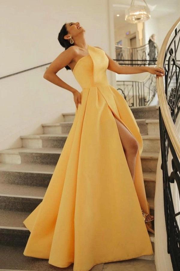 Vestido de baile de cetim amarelo vestido de baile sem alças plissado parte traseira do espartilho